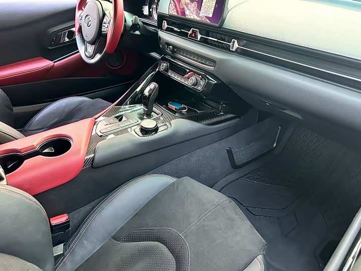 Toyota Supra 2021 2021款 GR SUPRA 3.0T 标准型