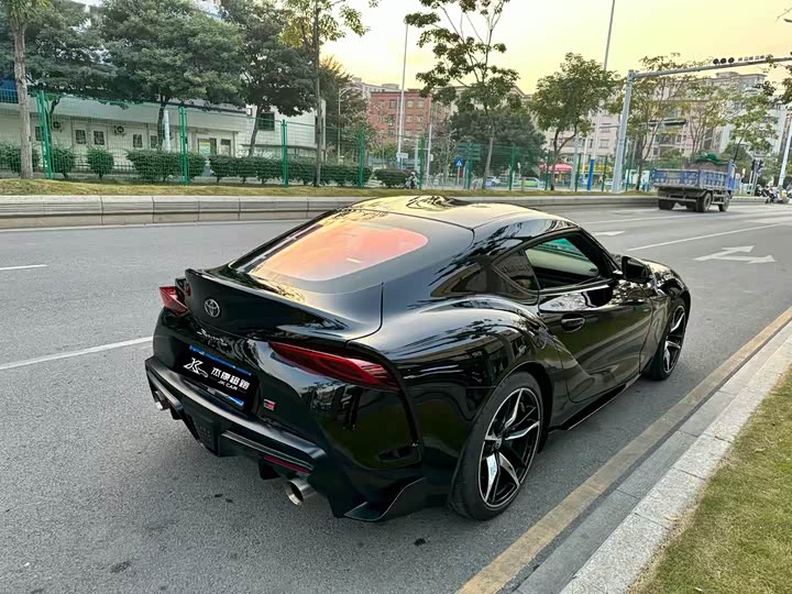 Toyota Supra 2021 2021款 GR SUPRA 3.0T 标准型