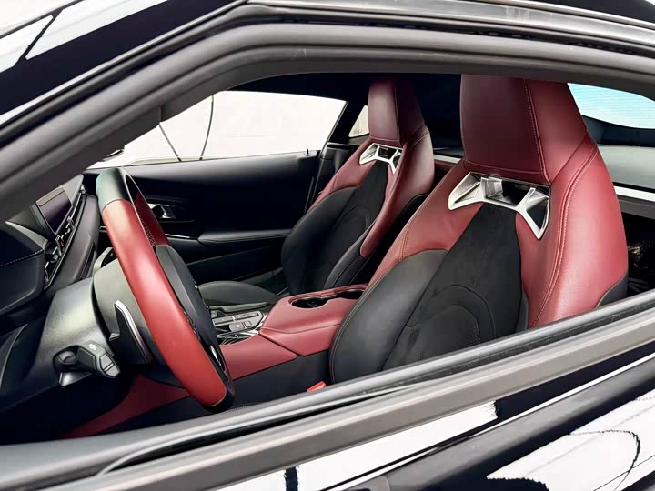 Toyota Supra 2021 2021款 GR SUPRA 3.0T 标准型