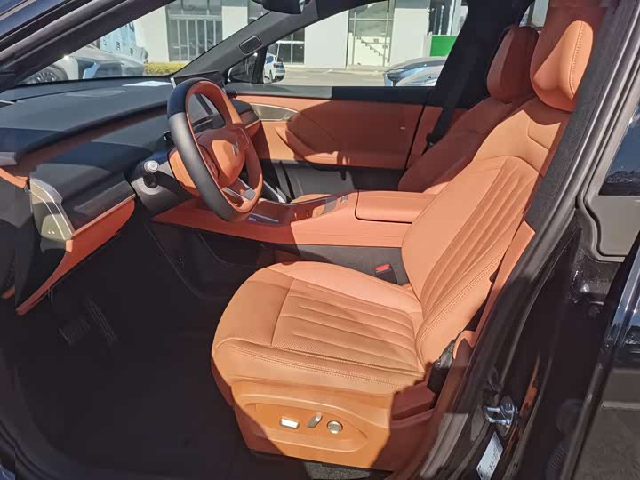 Nio Onvo L60 2025 2025款 60kWh 四驱版