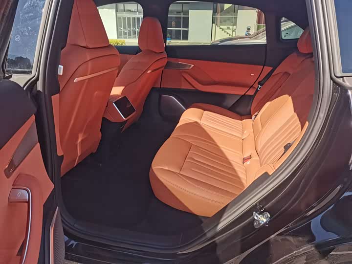 Nio Onvo L60 2025 2025款 60kWh 四驱版