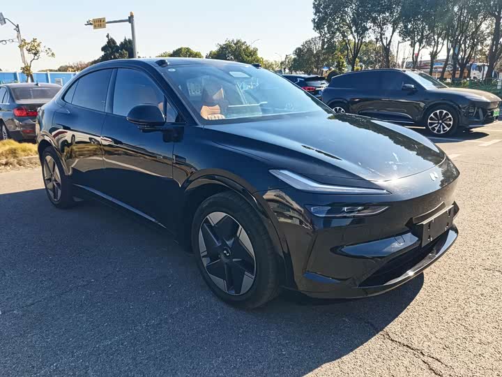 Nio Onvo L60 2025 2025款 60kWh 四驱版