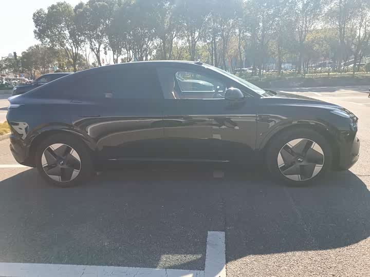 Nio Onvo L60 2025 2025款 60kWh 四驱版