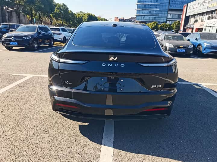 Nio Onvo L60 2025 2025款 60kWh 四驱版