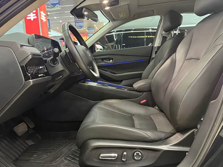 Honda Accord Hybrid 2023 2023款 2.0L e:PHEV 尊贵版