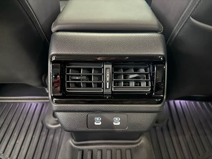 Honda Accord Hybrid 2023 2023款 2.0L e:PHEV 尊贵版