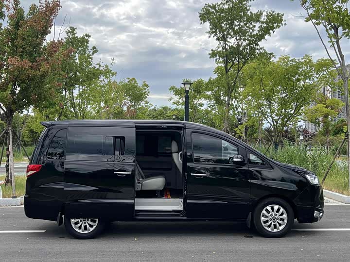 JAC Refine M4 2022 2022款 2.0CTI 柴油 手动劲尚型