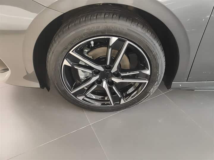 Geely Binrui 2024 2024款 缤瑞COOL 1.5T DCT龙腾版