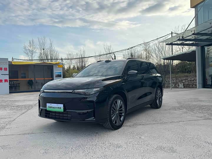 Leapmotor C16 2026 2026款 增程 280激光雷达智尊版 6座