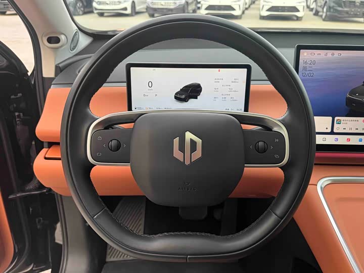 Leapmotor C16 2026 2026款 增程 280激光雷达智尊版 6座