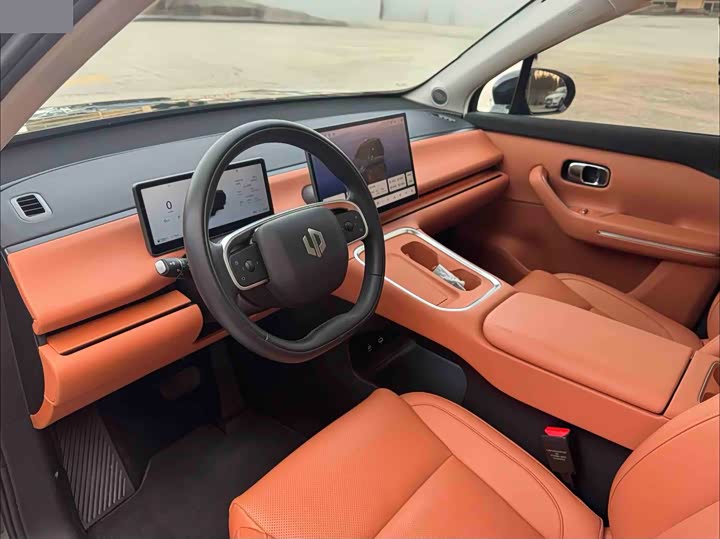 Leapmotor C16 2026 2026款 增程 280激光雷达智尊版 6座