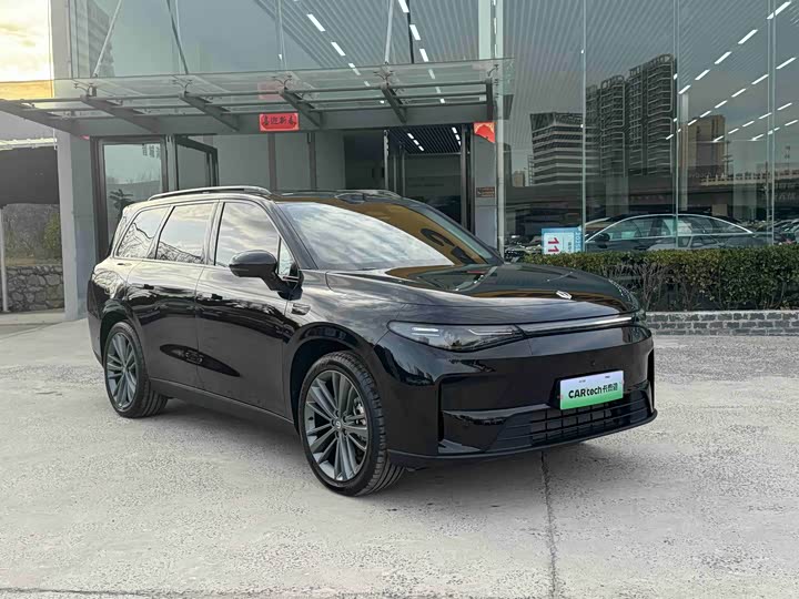 Leapmotor C16 2026 2026款 增程 280激光雷达智尊版 6座