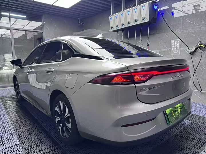 GAC Aion S 2023 2023款 魅 580 磷酸铁锂