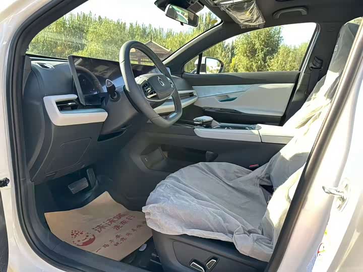 Changan UNI-T 2023 2023款 第二代 1.5T 尊贵型