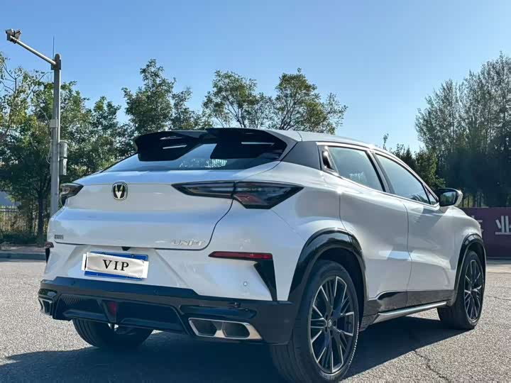 Changan UNI-T 2023 2023款 第二代 1.5T 尊贵型