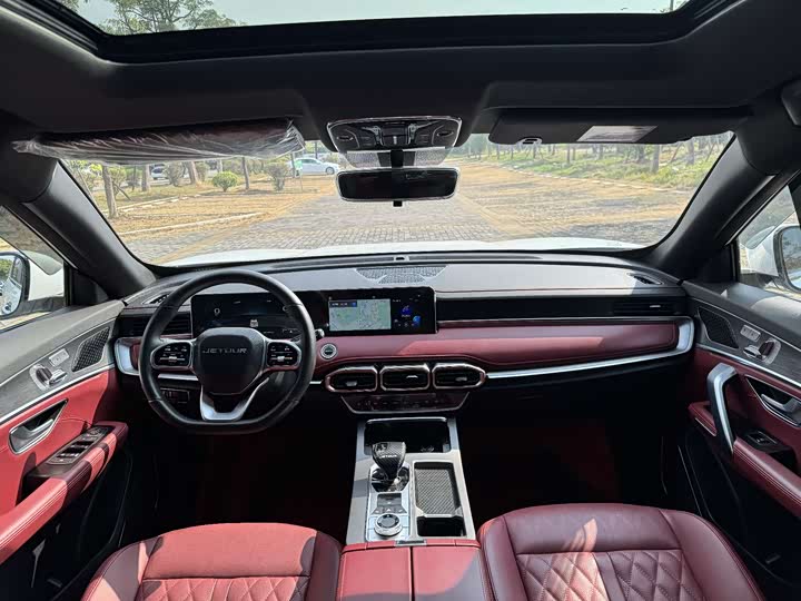 Jetour X70 Plus 2024 2024款 冠军版 1.5T DCT冠军MAX+ 7座