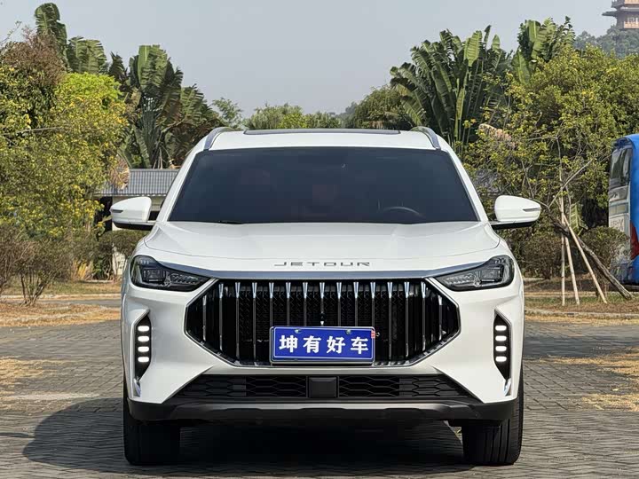 Jetour X70 Plus 2024 2024款 冠军版 1.5T DCT冠军MAX+ 7座