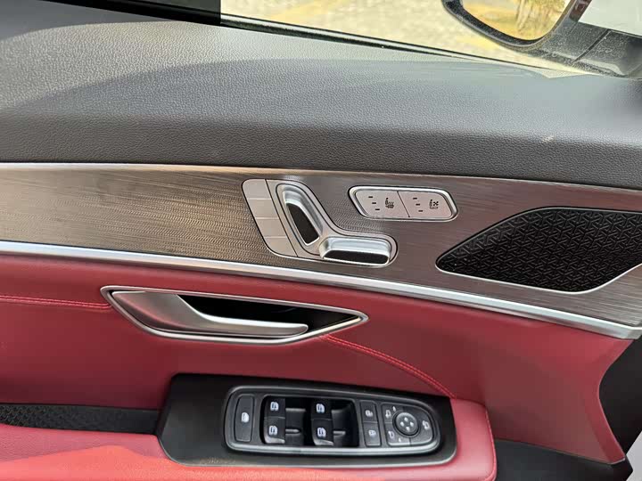 Jetour X70 Plus 2024 2024款 冠军版 1.5T DCT冠军MAX+ 7座