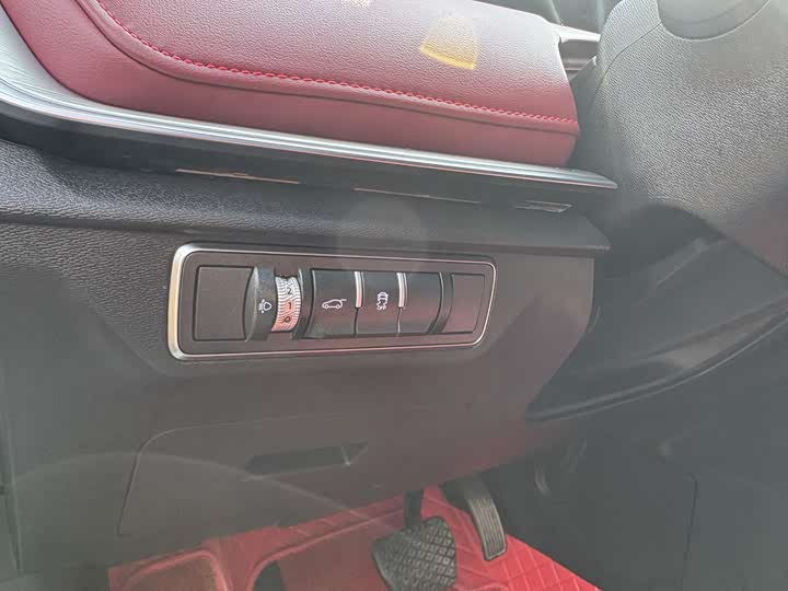 Jetour X70 Plus 2024 2024款 冠军版 1.5T DCT冠军MAX+ 7座