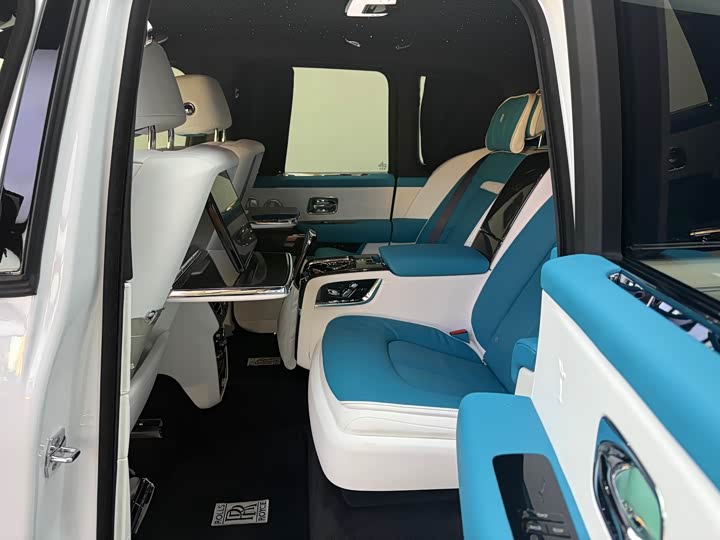 Rolls-Royce Cullinan 2024 2024款 Black Badge