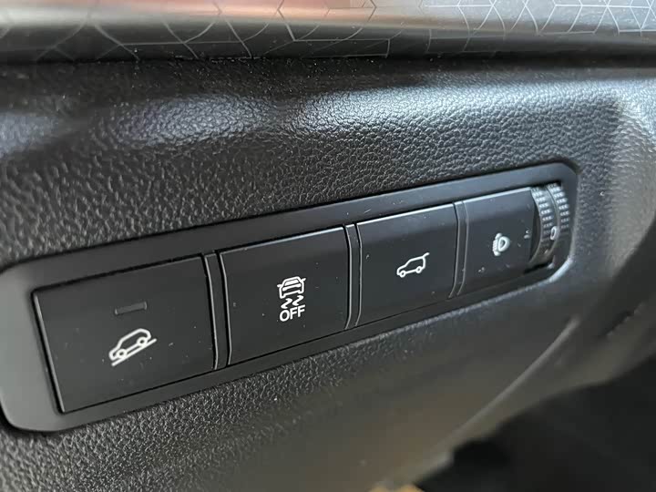 Beijing X7 2020 2020款 1.5TD DCT致潮版