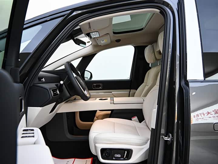 LiXiang Mega 2025 2025款 Ultra 智能焕新版