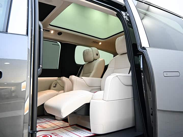 LiXiang Mega 2025 2025款 Ultra 智能焕新版