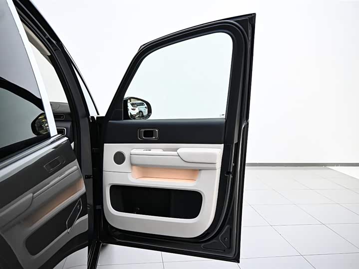 LiXiang Mega 2025 2025款 Ultra 智能焕新版