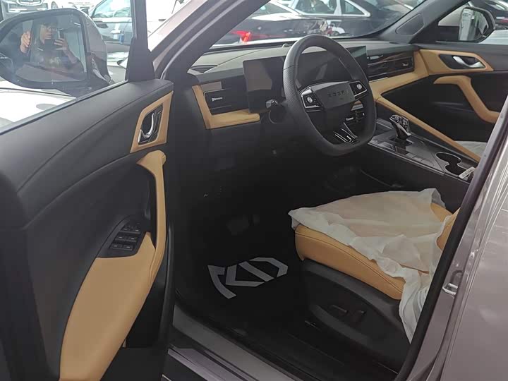 Roewe RX5 Hybrid 2023 2023款 eRX5 超混优越版