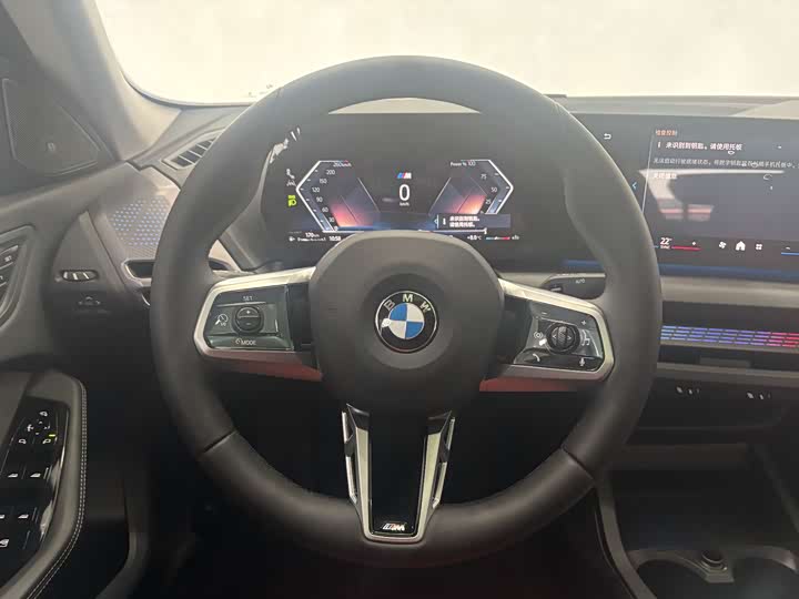 BMW 2 Series 2025 2025款 225L M运动曜夜套装