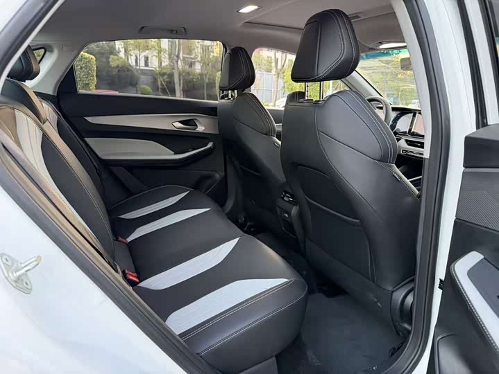 Geely Binrui 2024 2024款 缤瑞COOL 1.5T DCT冠军版