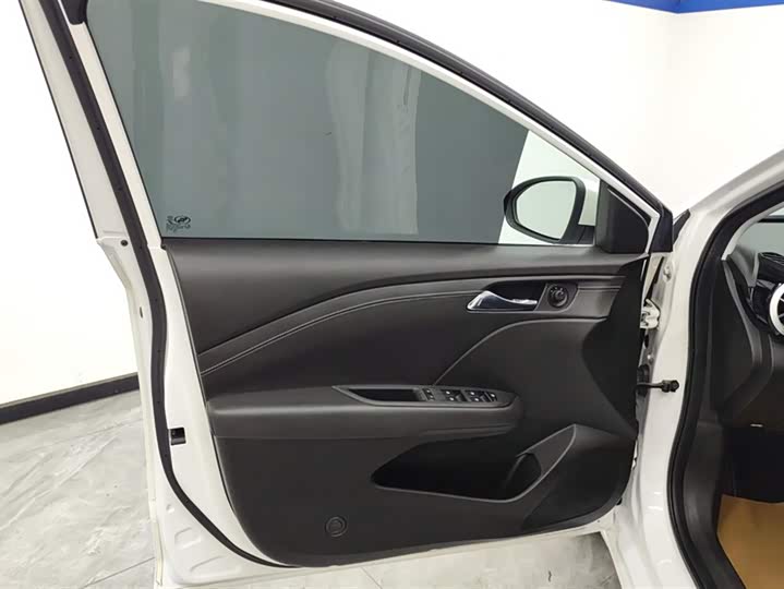 Chevrolet Monza 2024 2024款 1.5L 双离合乐享版