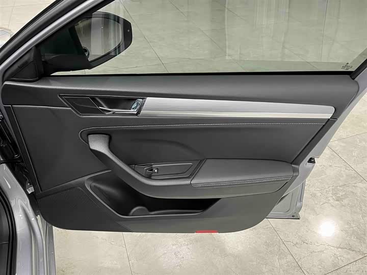 Skoda Superb 2024 2024款 TSI280 DSG尊享版