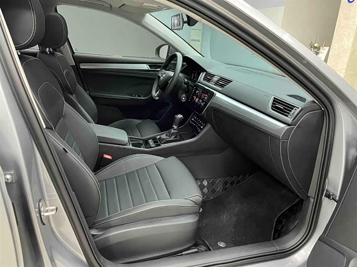 Skoda Superb 2024 2024款 TSI280 DSG尊享版