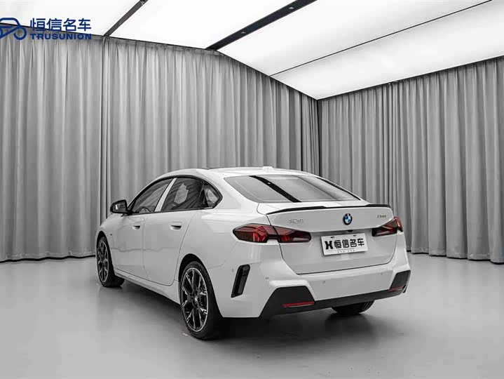 BMW 2 Series 2025 2025款 225L M运动曜夜套装