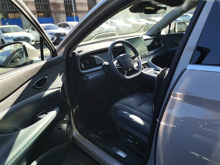 BYD Sea Lion 07 DM-i Hybrid 2025 2025款 150 领航+版