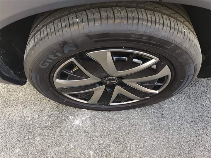 BYD Sea Lion 07 DM-i Hybrid 2025 2025款 150 领航+版