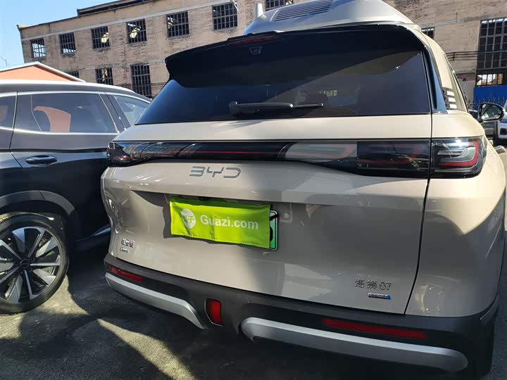 BYD Sea Lion 07 DM-i Hybrid 2025 2025款 150 领航+版