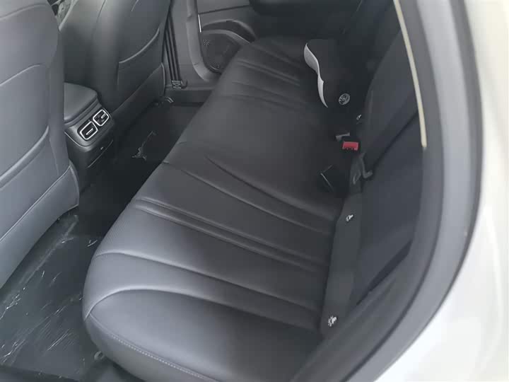 Roewe D7 2025 2025款 EV 510km 后驱领航版