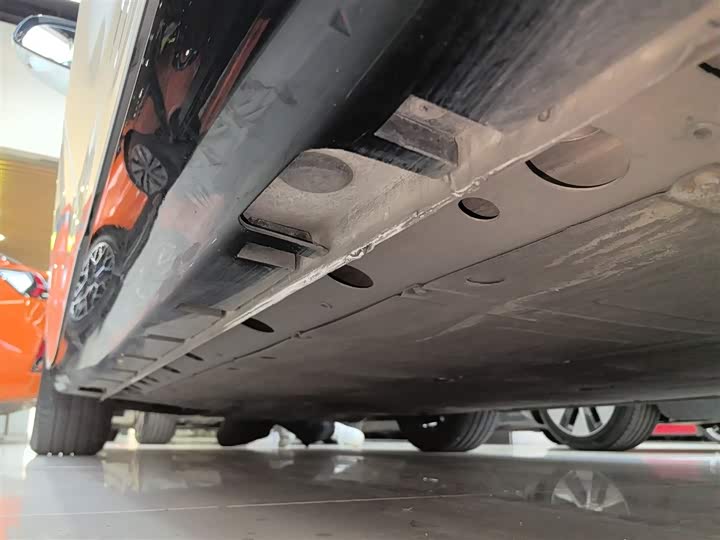 Roewe D7 2025 2025款 EV 510km 后驱领航版