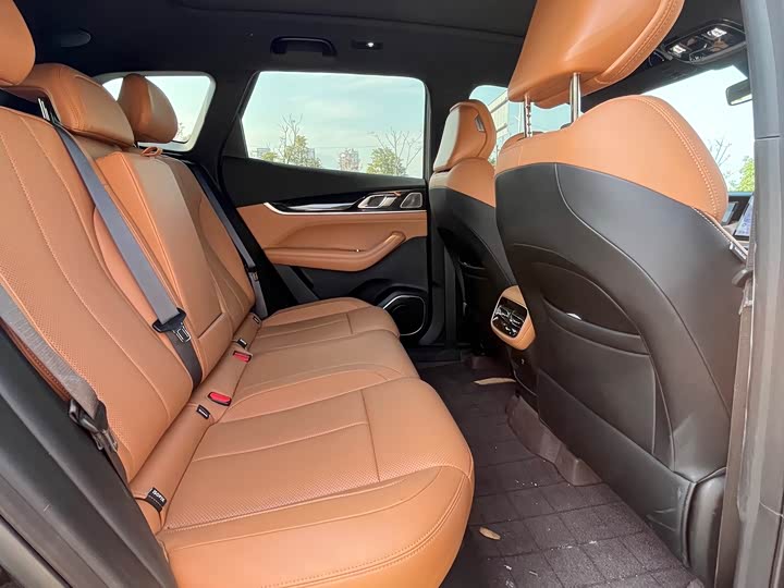 Geely Atlas L 2025 2025款 第四代 1.5TD DCT 山河