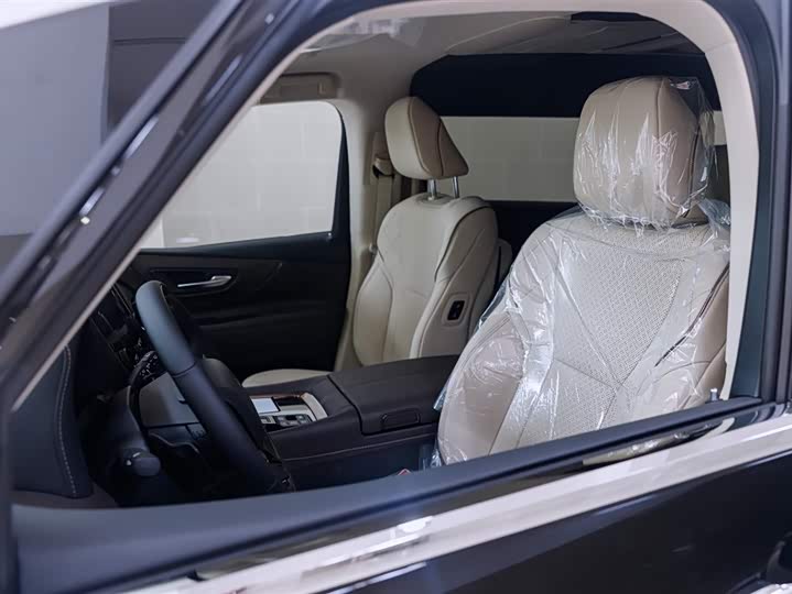 Toyota Vellfire 2024 2024款 皇冠 双擎 2.5L 至尊行政版