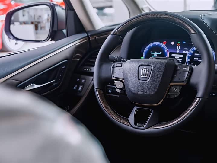 Toyota Vellfire 2024 2024款 皇冠 双擎 2.5L 至尊行政版