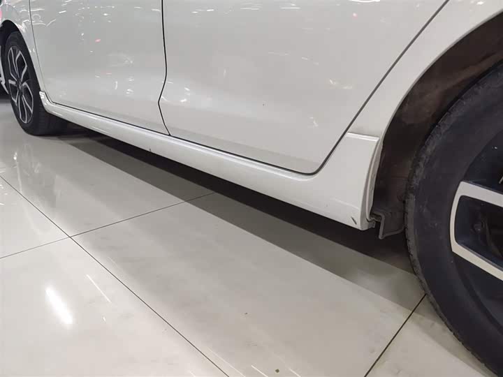 Honda Life 2021 2021款 1.5L CVT SPO-SS灵动版