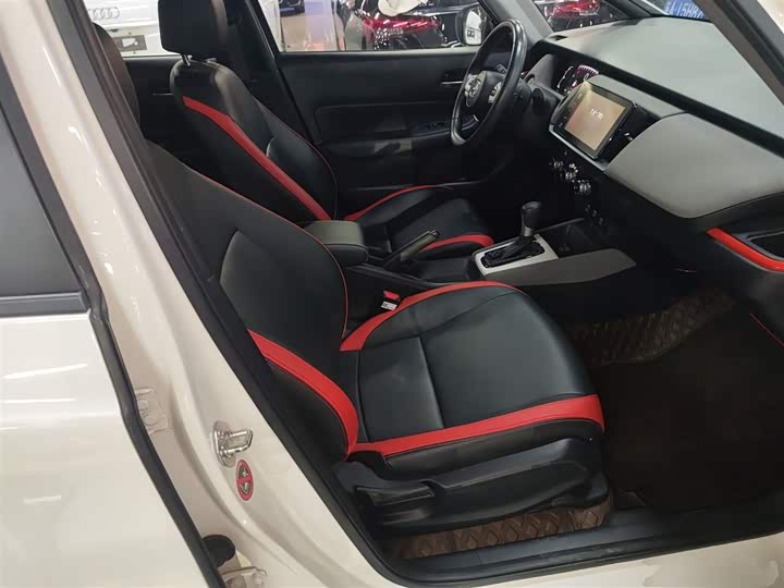 Honda Life 2021 2021款 1.5L CVT SPO-SS灵动版