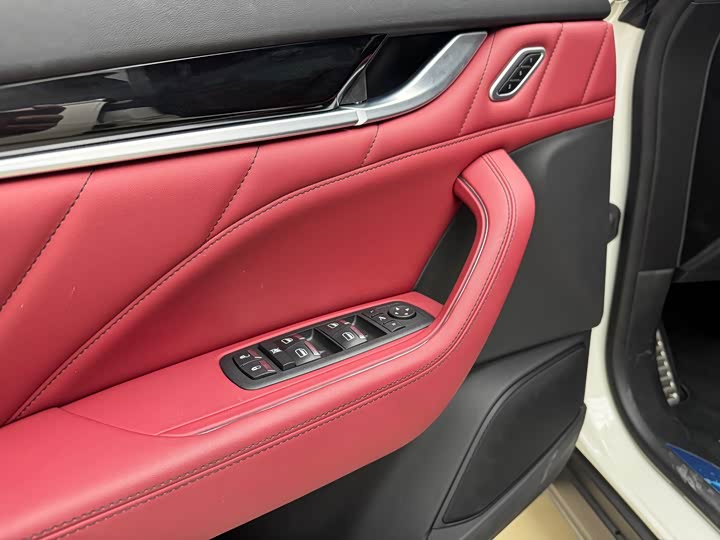 Maserati Levante 2023 2023款 2.0T GT