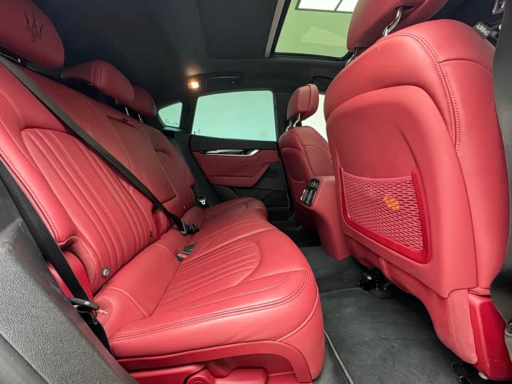 Maserati Levante 2023 2023款 2.0T GT