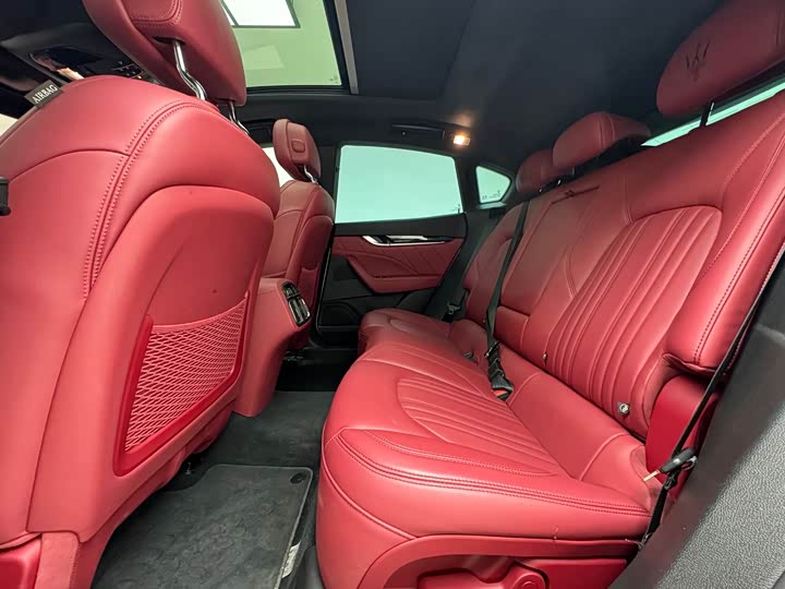 Maserati Levante 2023 2023款 2.0T GT