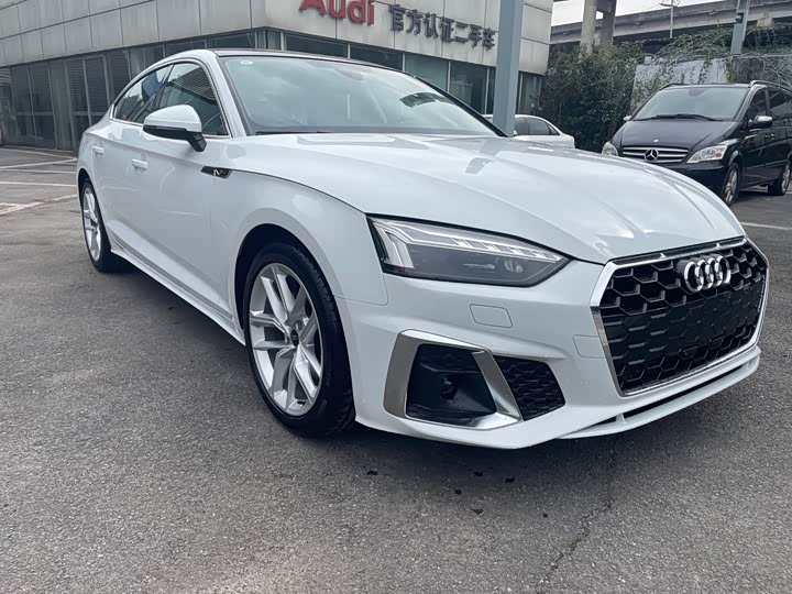 Audi A5 2024 2024款 Sportback 40 TFSI 时尚动感型