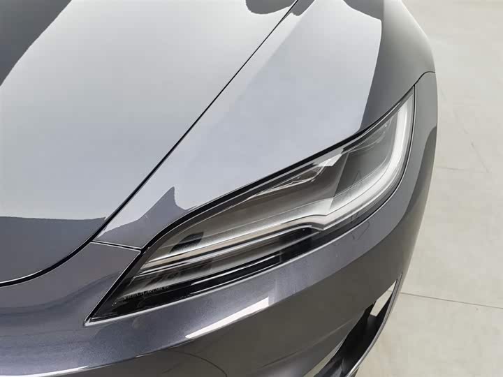 Tesla Model 3 2024 2024款 高性能全轮驱动版
